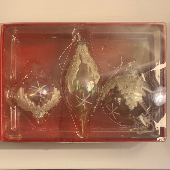 3 Piece Large VTG Iridescent Glass Frosted Holiday Ornaments with White Accents - Picture 11 of 13